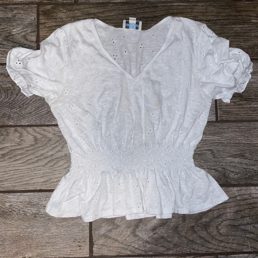 Crop floral shirt